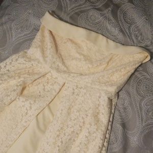 Yellow strapless Midi dress